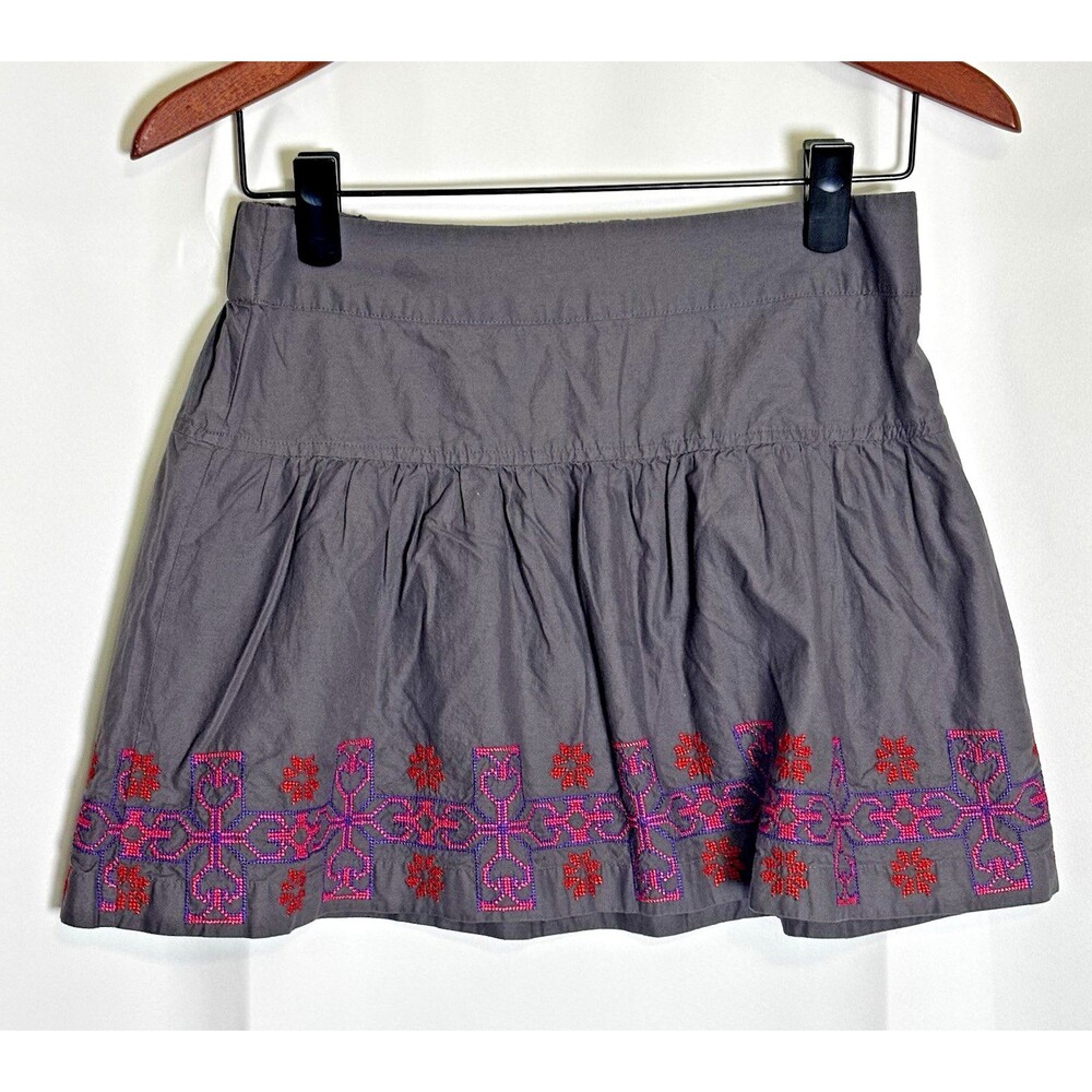 AMERICAN EAGLE OUTFITTERS Size S embroidered cross stitch Mini SKIRT